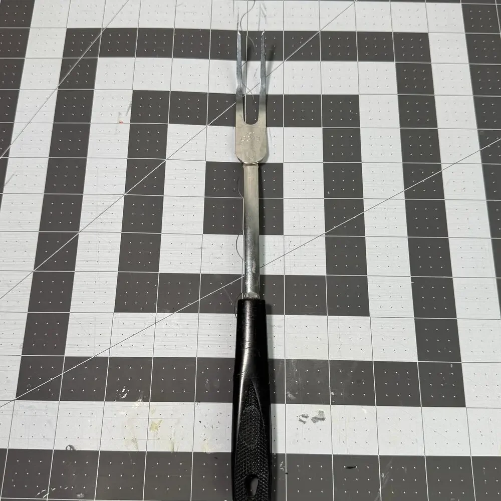 Vintage EKCO USA Meat Carving Fork With A Black Plastic Handle‎ 11.5
